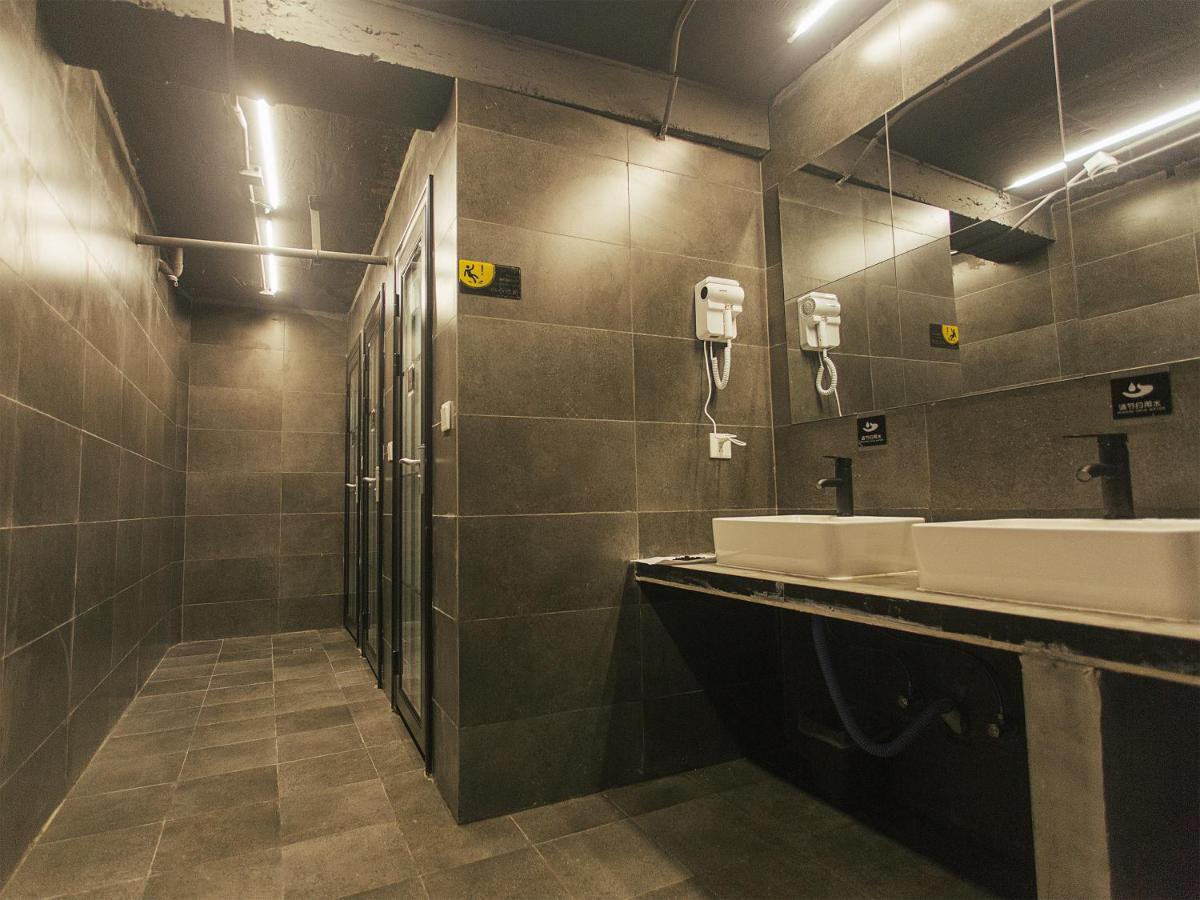 คัวลา ยูธ อินเตอร์เนชั่นแนล โฮเต็ล แอนด์ โฮสเทล Hostel เซียะเหมิน ภายนอก รูปภาพ